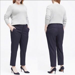 Banana Republic Avery Mid-Rise Straight Crop Pants